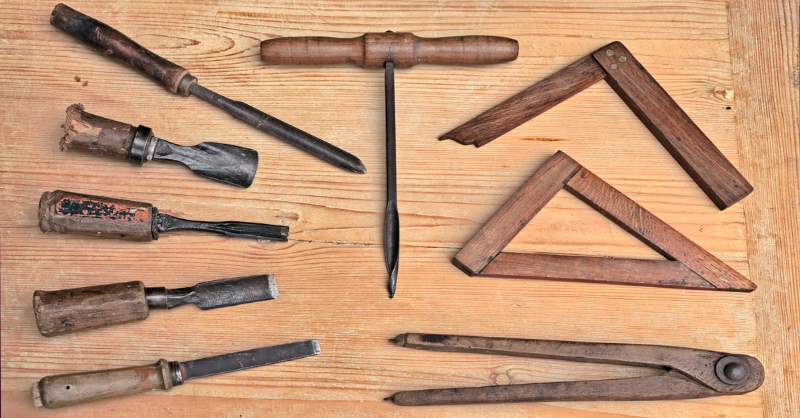 10 Traditional Woodworking Hand Tools